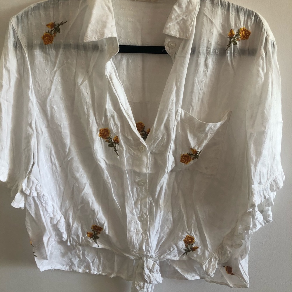 Cropped button down